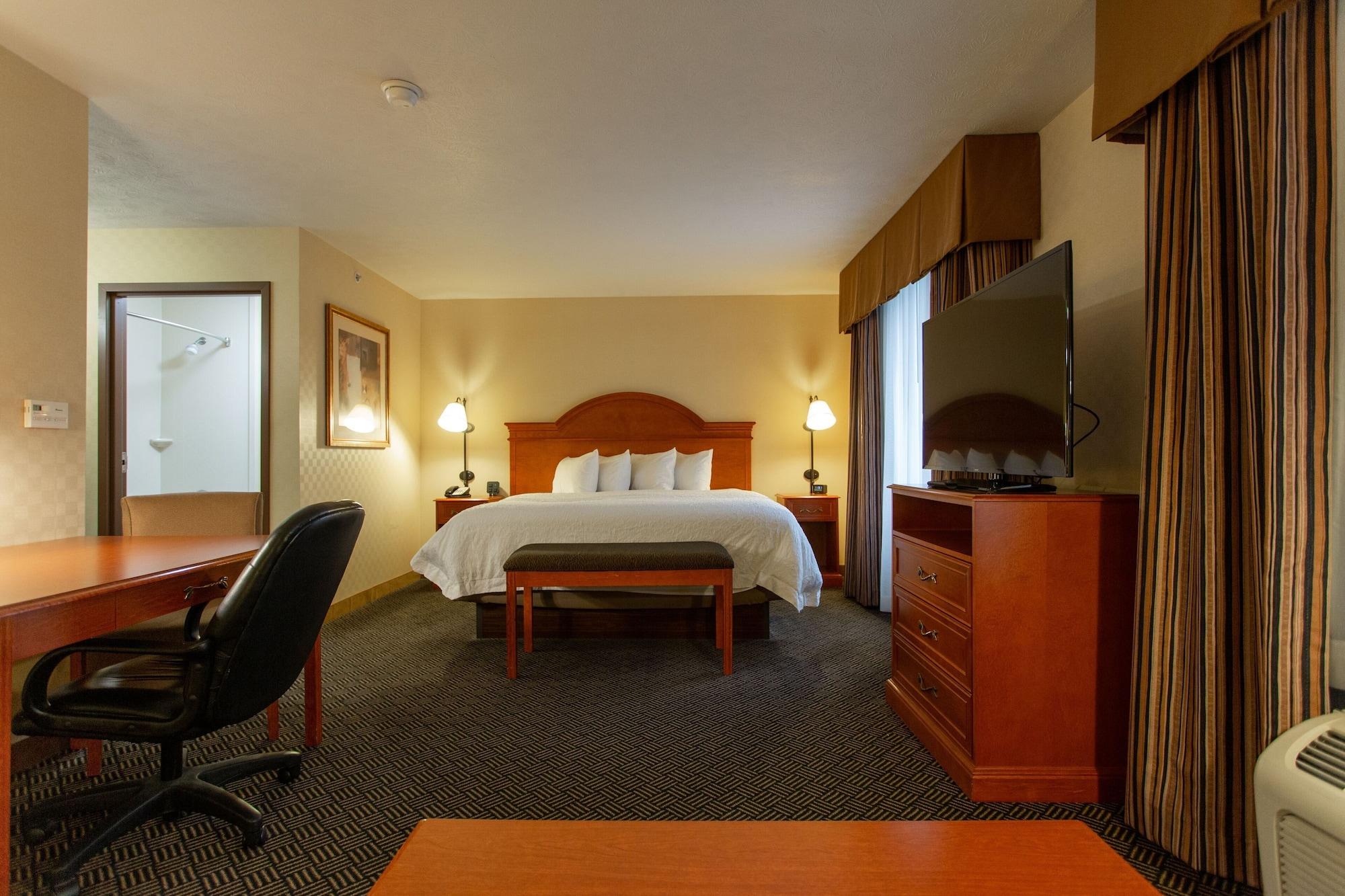 Hotel Hampton 3*