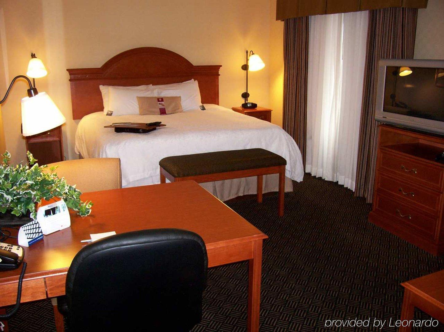 Hampton Hotel