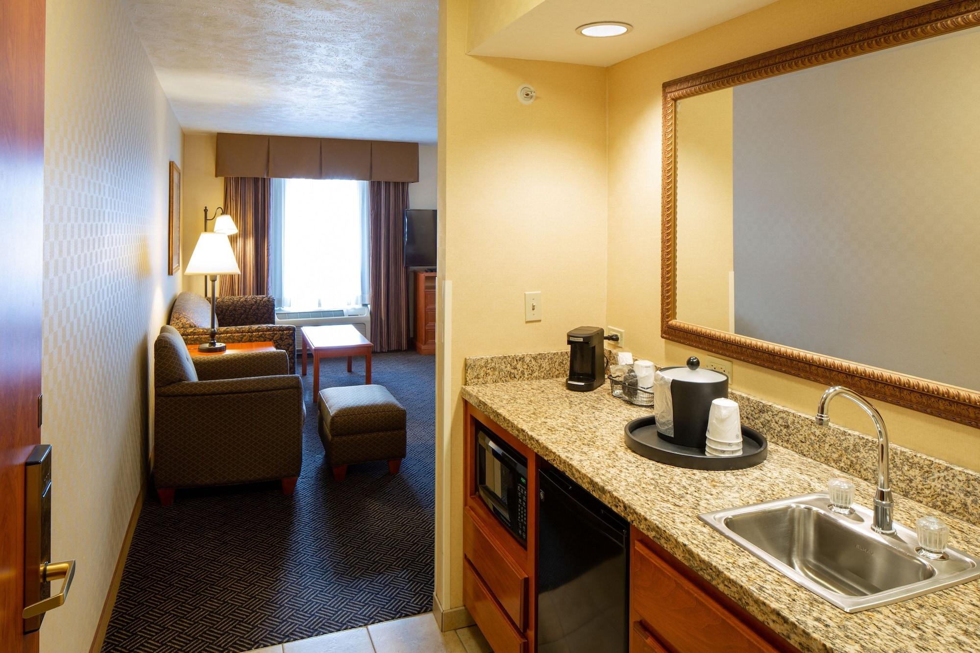 Hampton Hotel 3*