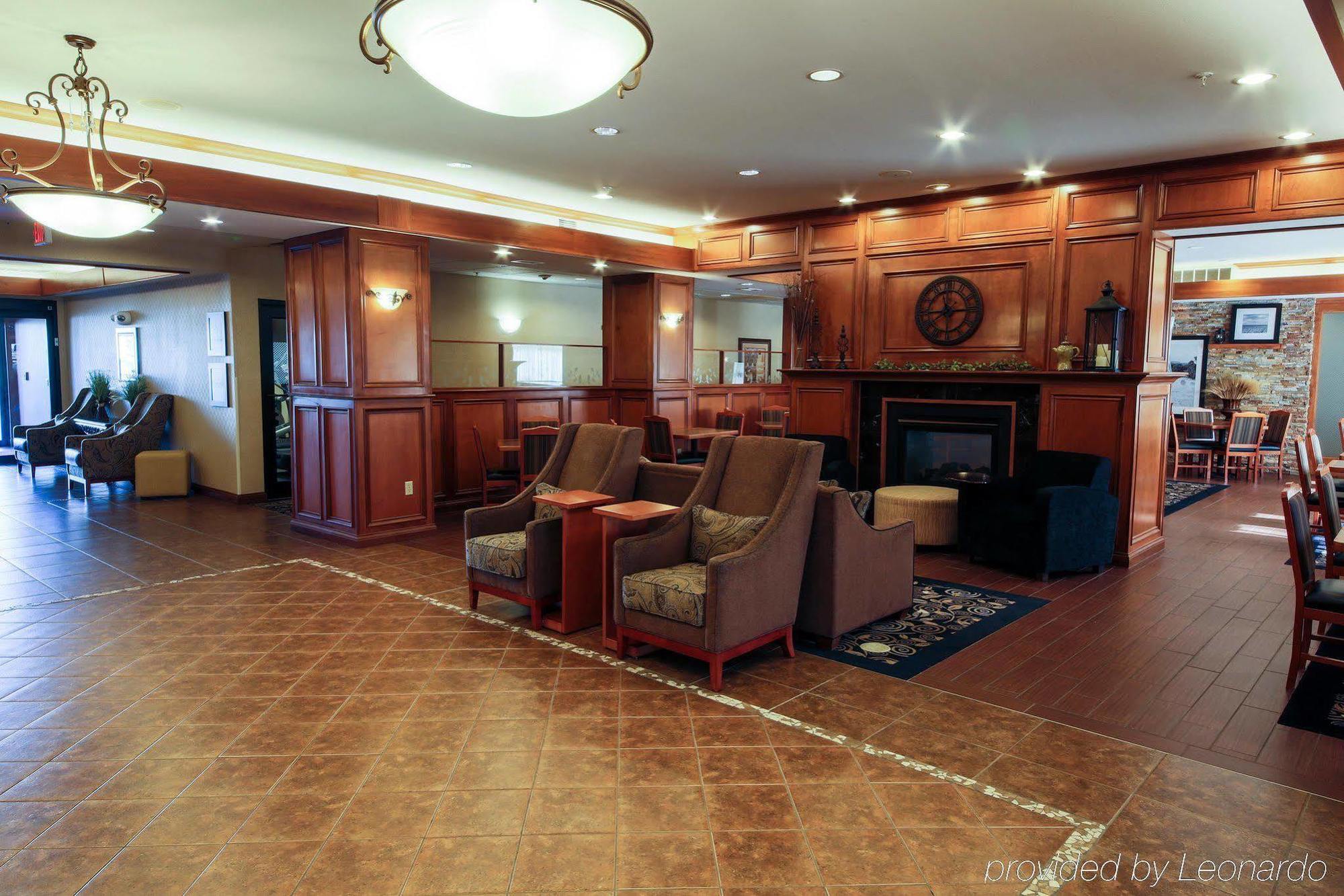 Hotel Hampton 3*